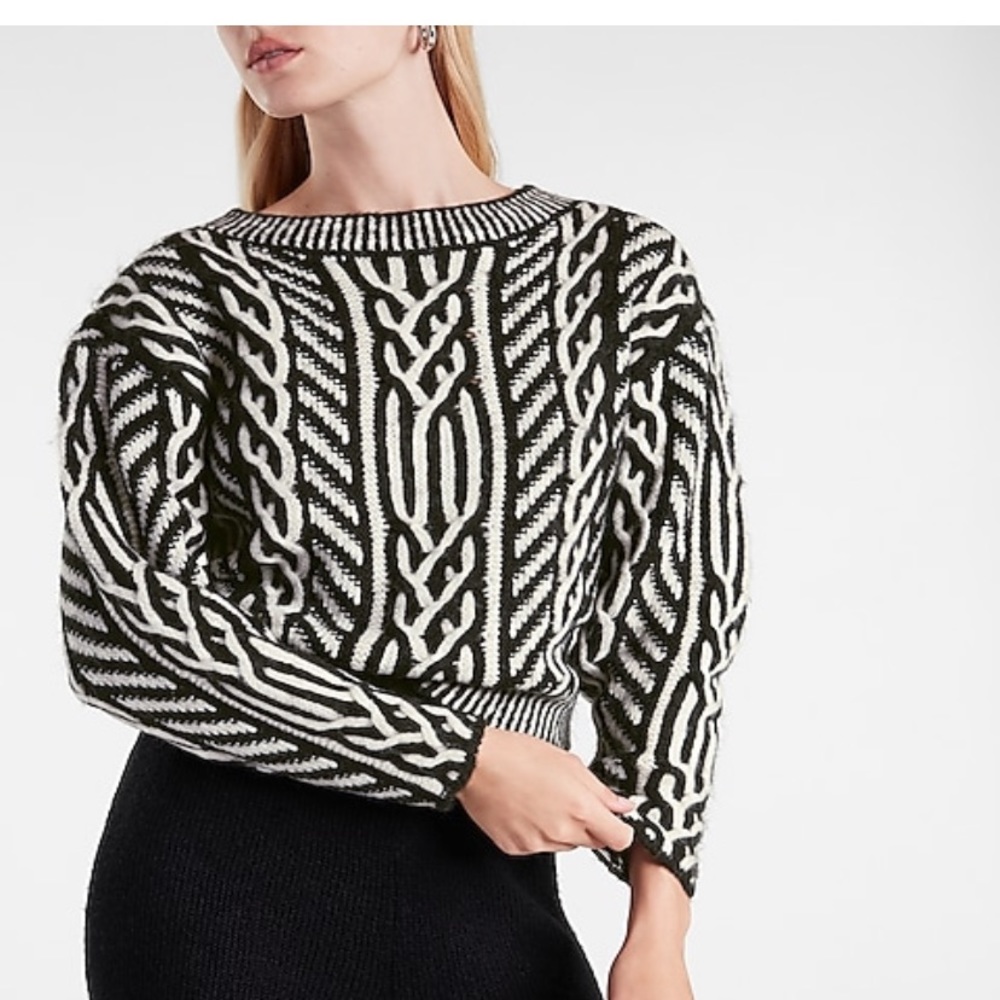 NWT Woman’s Express two tone black and white cable knit medium sweater.